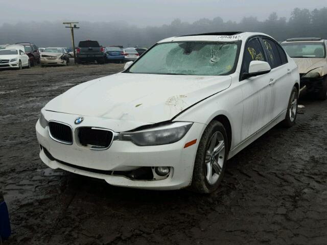 WBA3B1C5XEPV79918 - 2014 BMW 320 I WHITE photo 2