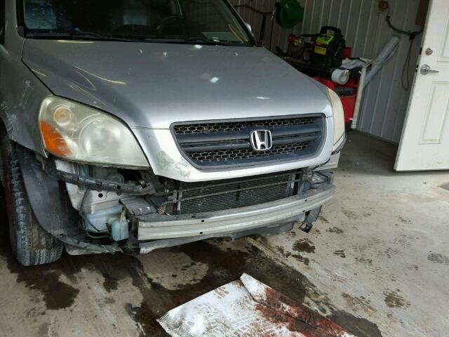 2HKYF18593H502875 - 2003 HONDA PILOT EXL SILVER photo 9