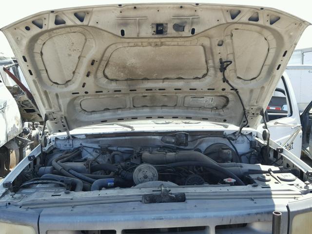 2FDHF37G3SCA26363 - 1995 FORD F350 WHITE photo 7