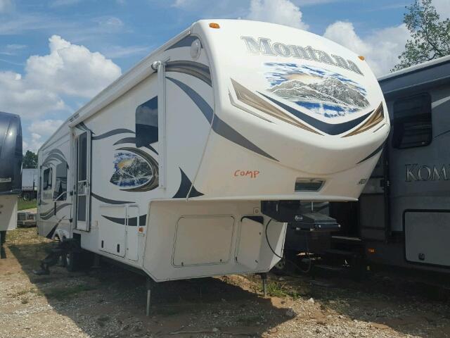 4YDF34020D4701840 - 2013 KEYSTONE MONTANA WHITE photo 1