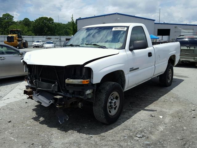 1GTHC24D56E197004 - 2006 GMC SIERRA C25 WHITE photo 2