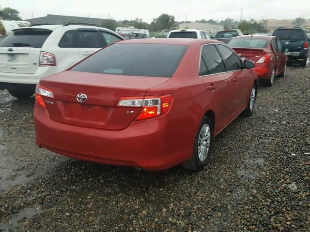 4T1BF1FK0CU585354 - 2012 TOYOTA CAMRY RED photo 4