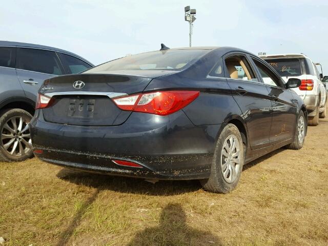 5NPEB4AC1BH029464 - 2011 HYUNDAI SONATA GLS BLACK photo 4