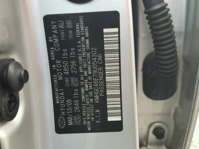 KMHGC46E79U054302 - 2009 HYUNDAI GENESIS 3. SILVER photo 10