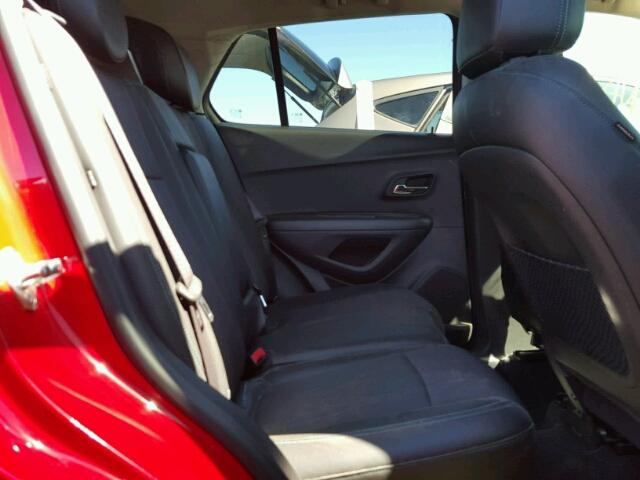 KL7CJLSBXGB702798 - 2016 CHEVROLET TRAX RED photo 6