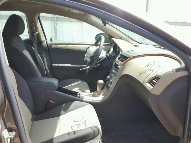 1G1ZC5E08CF119588 - 2012 CHEVROLET MALIBU 1LT BEIGE photo 5