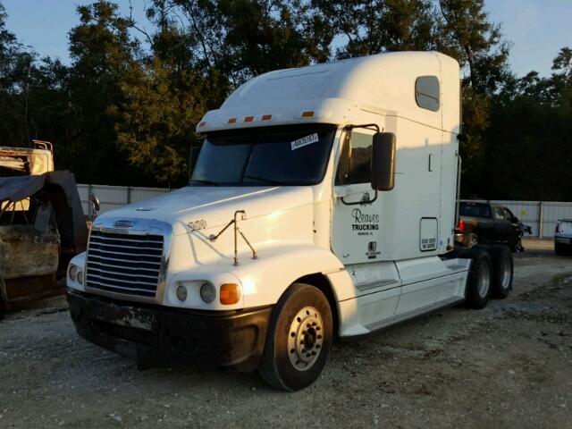 1FUJBBDR2ADAP2925 - 2010 FREIGHTLINER CONVENTION WHITE photo 2