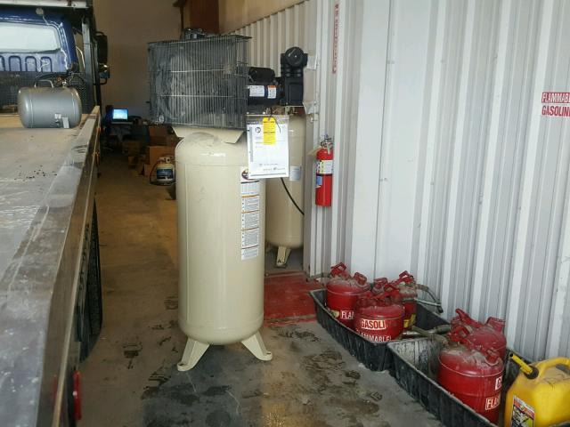 CBV460230 - 2010 INGERSOLL-RAND COMPRESSOR 白色 照片 1