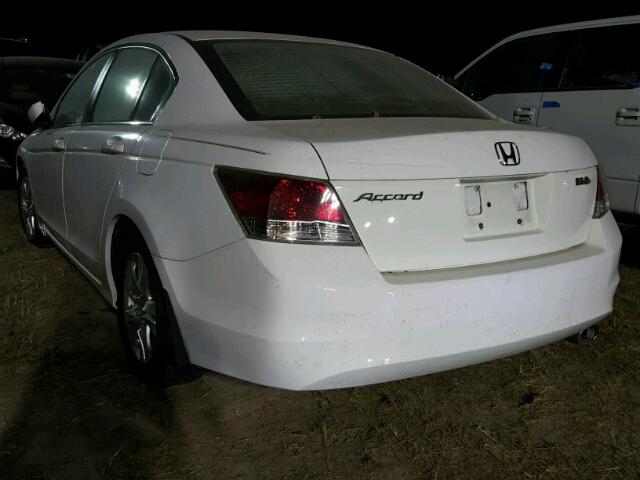 1HGCP26418A042070 - 2008 HONDA ACCORD WHITE photo 3