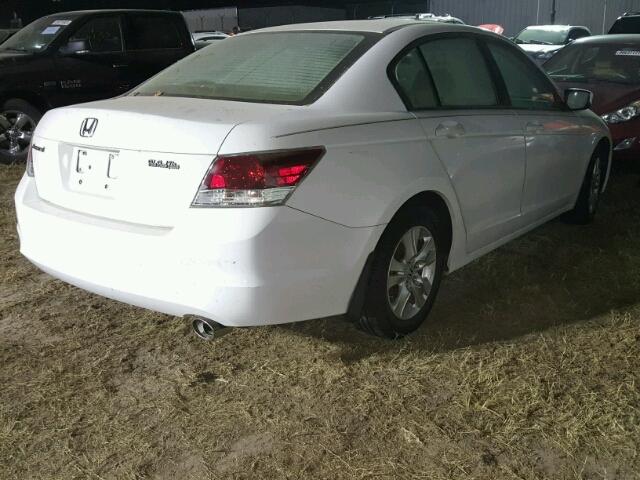 1HGCP26418A042070 - 2008 HONDA ACCORD WHITE photo 4