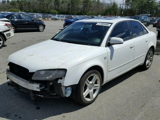 WAUAF78EX7A104072 - 2007 AUDI A4 2 WHITE photo 2