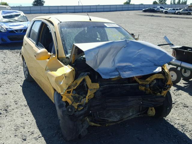 KL1TD62685B442047 - 2005 CHEVROLET AVEO BASE Żółty zdjęcie 1