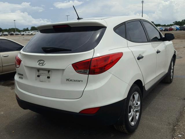 KM8JT3AB7BU241591 - 2011 HYUNDAI TUCSON GL WHITE photo 4