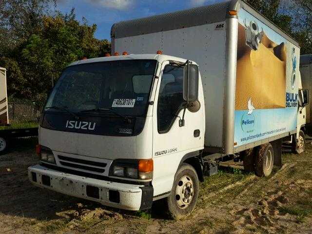 JALB4B14547003143 - 2004 ISUZU NPR WHITE photo 2