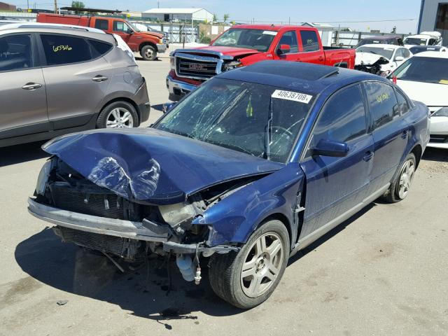 WVWPD23B6YE140676 - 2000 VOLKSWAGEN PASSAT GLX BLUE photo 2