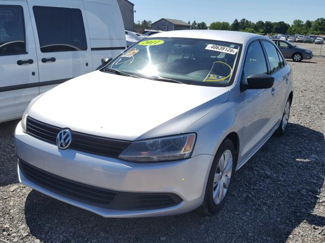 3VW2K7AJ0BM075409 - 2011 VOLKSWAGEN JETTA BASE 银色 照片 2