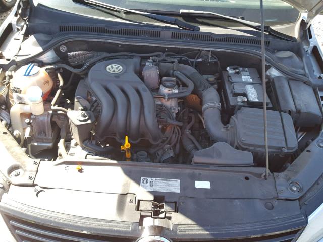 3VW2K7AJ0BM075409 - 2011 VOLKSWAGEN JETTA BASE 银色 照片 7