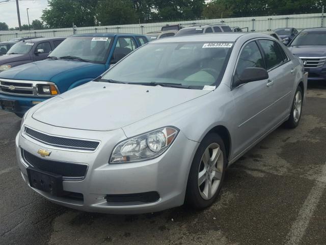 1G1ZB5EB4AF253306 - 2010 CHEVROLET MALIBU LS ვერცხლისფერი ფოტო 2