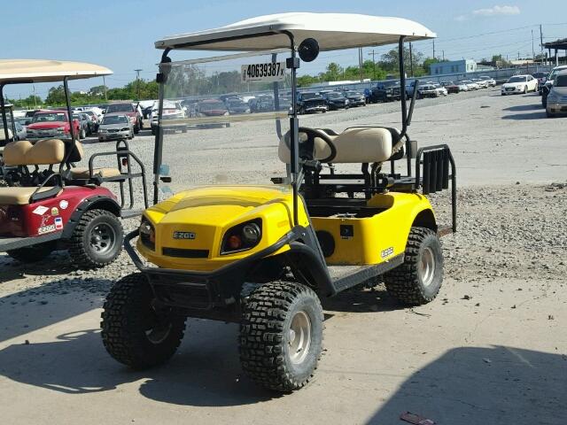 3039042 - 2014 EZGO GOLF CART YELLOW photo 2