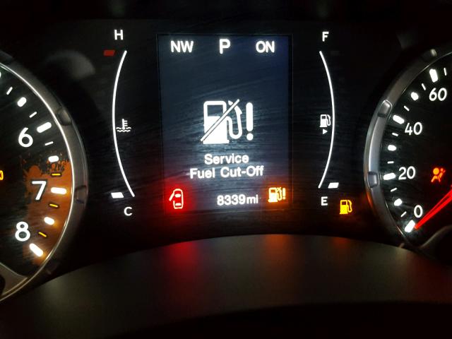 ZACCJBAB8HPF93974 - 2017 JEEP RENEGADE S 白色 照片 8