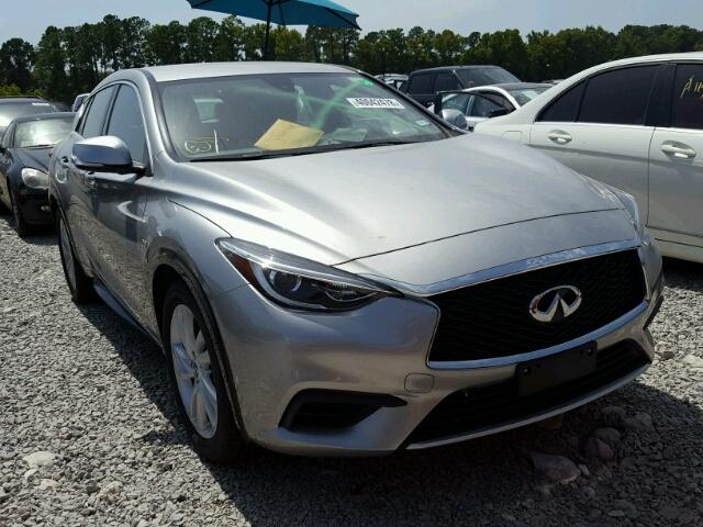 SJKCH5CP6JA058795 - 2018 INFINITI QX30 BASE RED photo 1