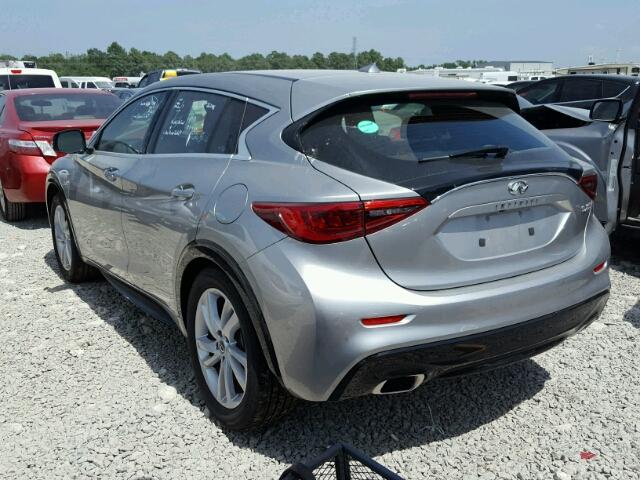 SJKCH5CP6JA058795 - 2018 INFINITI QX30 BASE RED photo 3