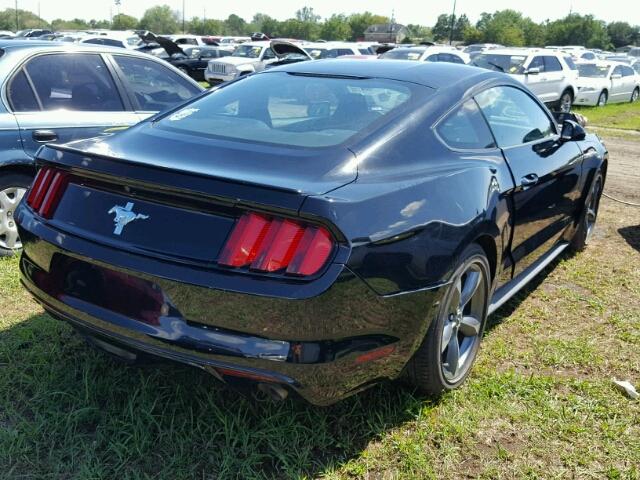 1FA6P8AM1F5430711 - 2015 FORD MUSTANG BLACK photo 4