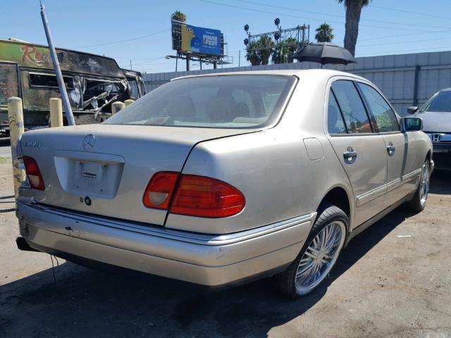 WDBJF72F9VA467477 - 1997 MERCEDES-BENZ E 420 GOLD photo 4