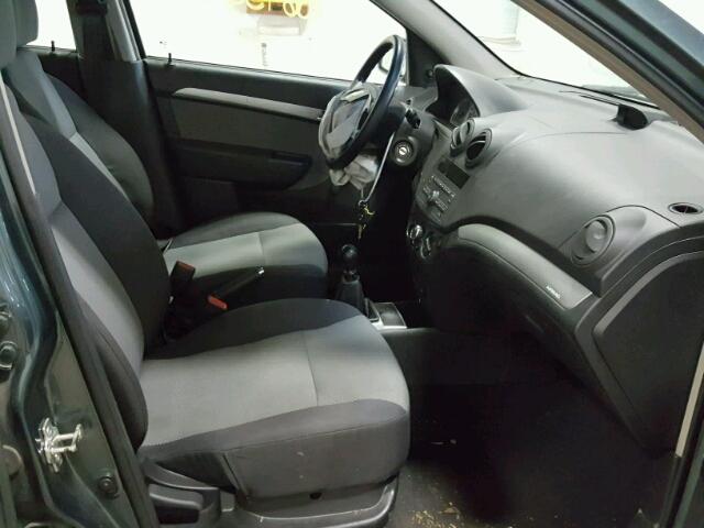 KL1TD6DEXAB129824 - 2010 CHEVROLET AVEO LS BLUE photo 5