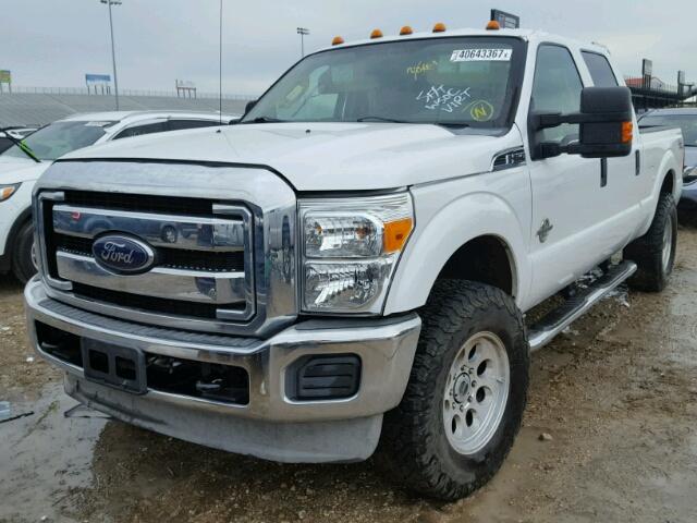1FT7W2BT3CEA87772 - 2012 FORD F250 WHITE photo 2
