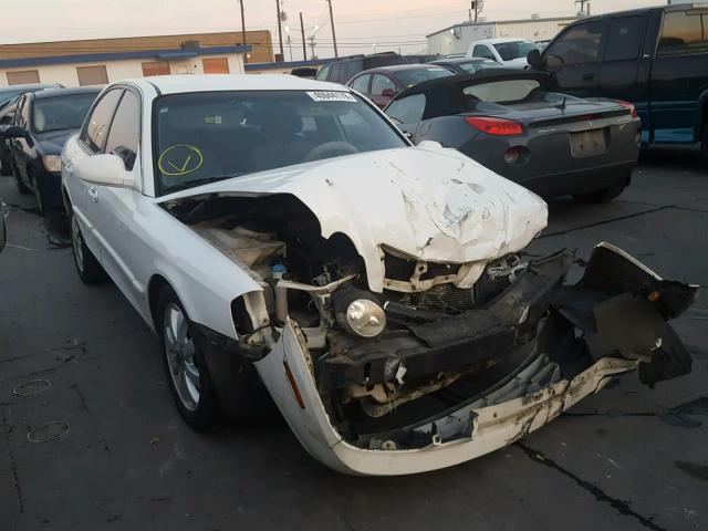 KNAGD128245289724 - 2004 KIA OPTIMA WHITE photo 1