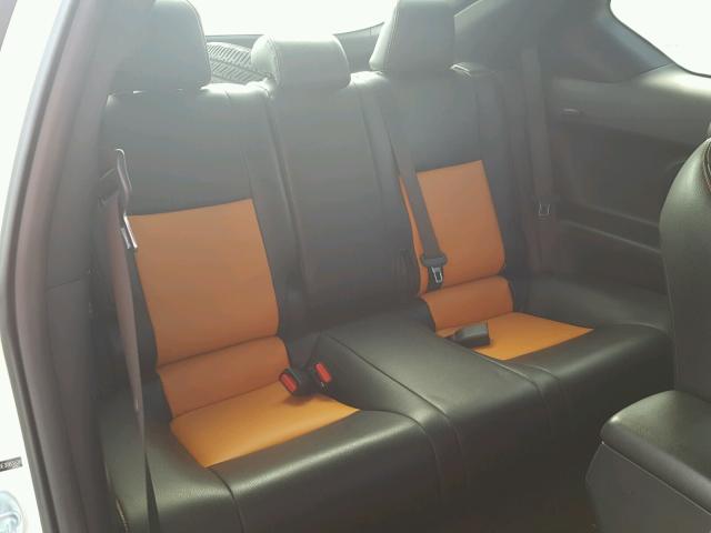 JTKJF5C75E3083626 - 2014 TOYOTA SCION TC 白色 照片 6