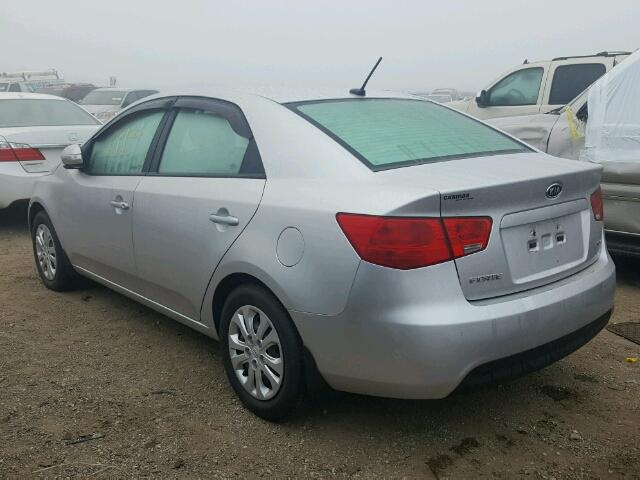 KNAFU4A21A5203728 - 2010 KIA FORTE SILVER photo 3