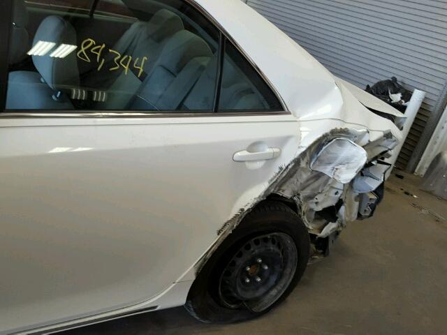 4T1BF1FK8CU605110 - 2012 TOYOTA CAMRY BASE WHITE photo 10