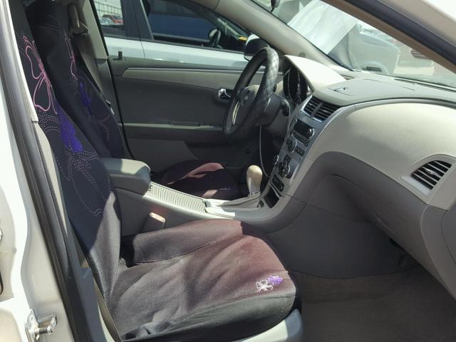 1G1ZH57B784279030 - 2008 CHEVROLET MALIBU 1LT WHITE photo 5