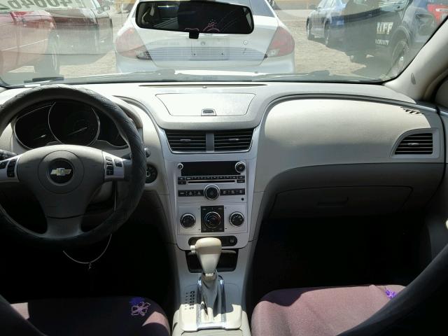 1G1ZH57B784279030 - 2008 CHEVROLET MALIBU 1LT WHITE photo 9