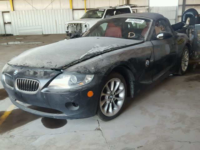 4USBT33505LS57488 - 2005 BMW Z4 2.5 BLACK photo 2