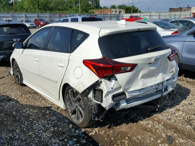 JTNKARJE5HJ542281 - 2017 TOYOTA COROLLA IM WHITE photo 3