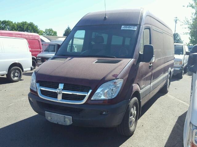 WDWPE845X85241578 - 2008 DODGE SPRINTER 2 MAROON photo 2