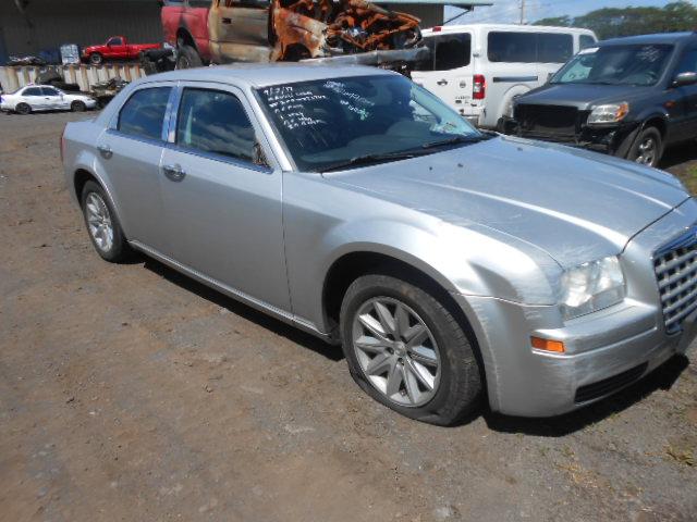 2C3KA43RX8H166058 - 2008 CHRYSLER 300 LX SILVER photo 1