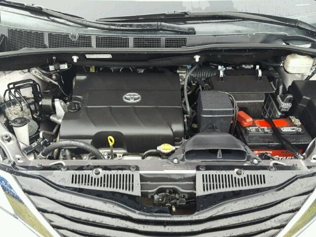 5TDKK3DC0ES470476 - 2014 TOYOTA SIENNA GRAY photo 7