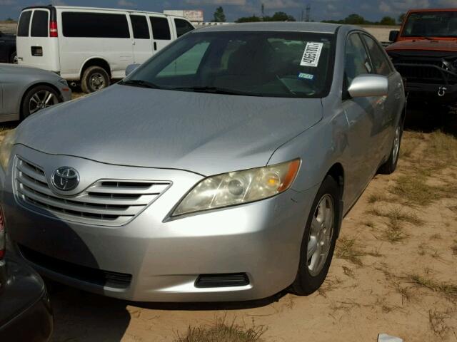 4T4BE46K08R037565 - 2008 TOYOTA CAMRY CE SILVER photo 2