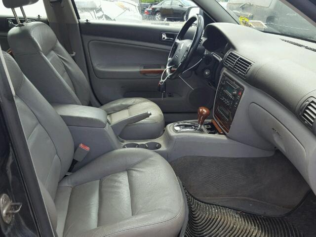 WVWWH63B33E069193 - 2003 VOLKSWAGEN PASSAT GLX 蓝色 照片 5