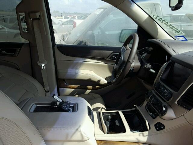 1GKS2CKJ2HR166025 - 2017 GMC YUKON SILVER photo 5