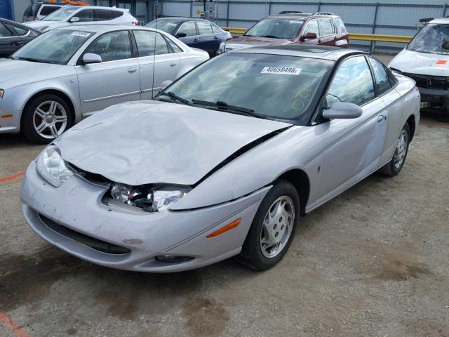 1G8ZY12751Z258120 - 2001 SATURN SC2 SILVER photo 2