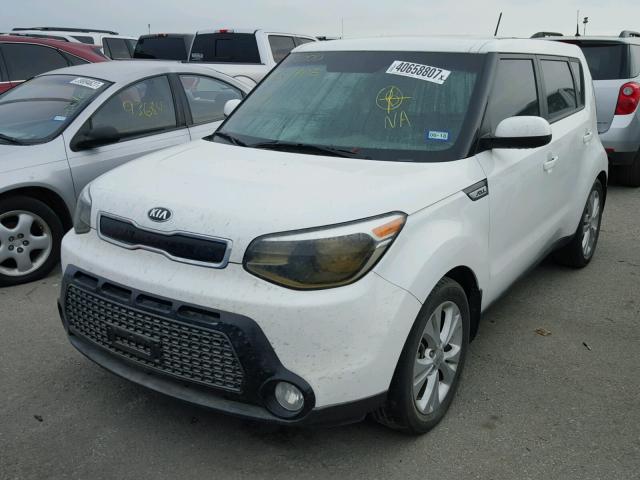 KNDJP3A5XG7307897 - 2016 KIA SOUL + WHITE photo 2