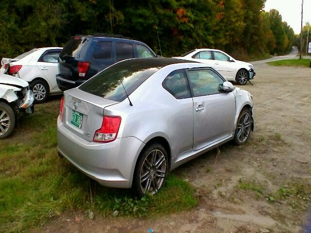 JTKJF5C70D3056543 - 2013 TOYOTA SCION TC 银色 照片 4