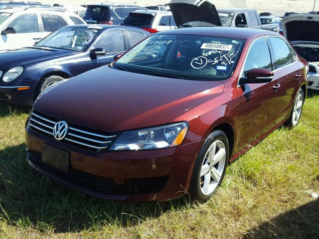 1VWBH7A32DC068644 - 2013 VOLKSWAGEN PASSAT MAROON photo 2