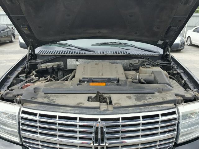 5LMJJ3J50BEJ05746 - 2011 LINCOLN NAVIGATOR შავი ფოტო 7