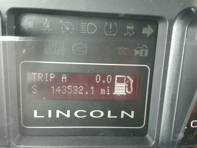 5LMJJ3J50BEJ05746 - 2011 LINCOLN NAVIGATOR შავი ფოტო 8